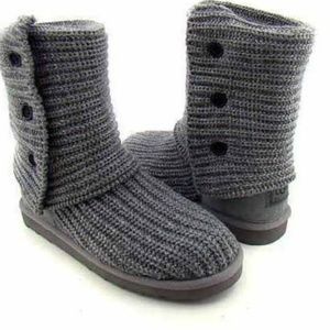 Tall Grey Knit Uggs Size Size 8